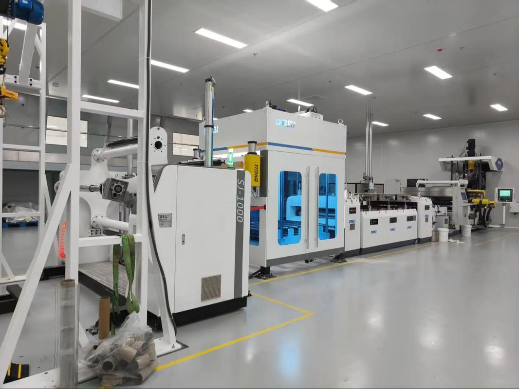 杰偉機械 熱成型吸塑與擠出生產(chǎn)設(shè)備裝機現(xiàn)場紀(jì)實