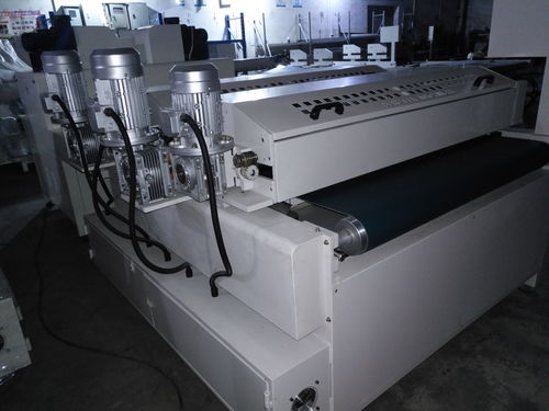 PVC板光油機機械設(shè)備研發(fā) 關(guān)鍵技術(shù)、應(yīng)用與市場前景