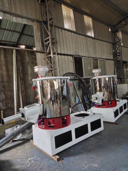 紅寺堡區(qū)50kg色粉混合機(jī)運(yùn)轉(zhuǎn)穩(wěn)定，引領(lǐng)新型混合設(shè)備研發(fā)創(chuàng)新